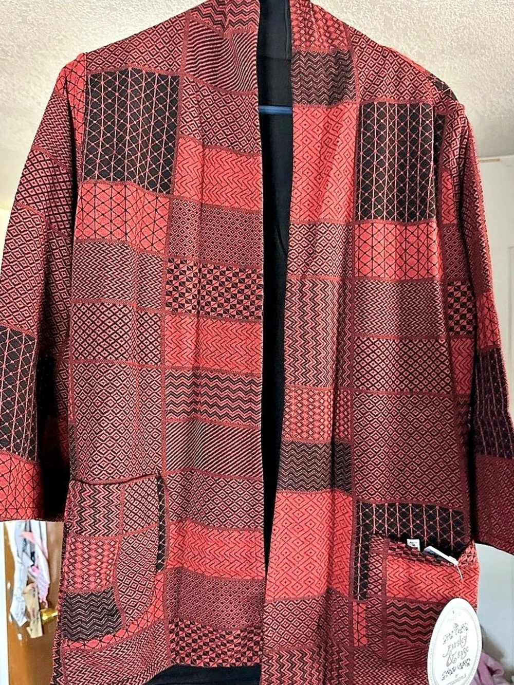 Parsley & Sage Geometric Open Front Jacket in Red & Black Size Small NWT